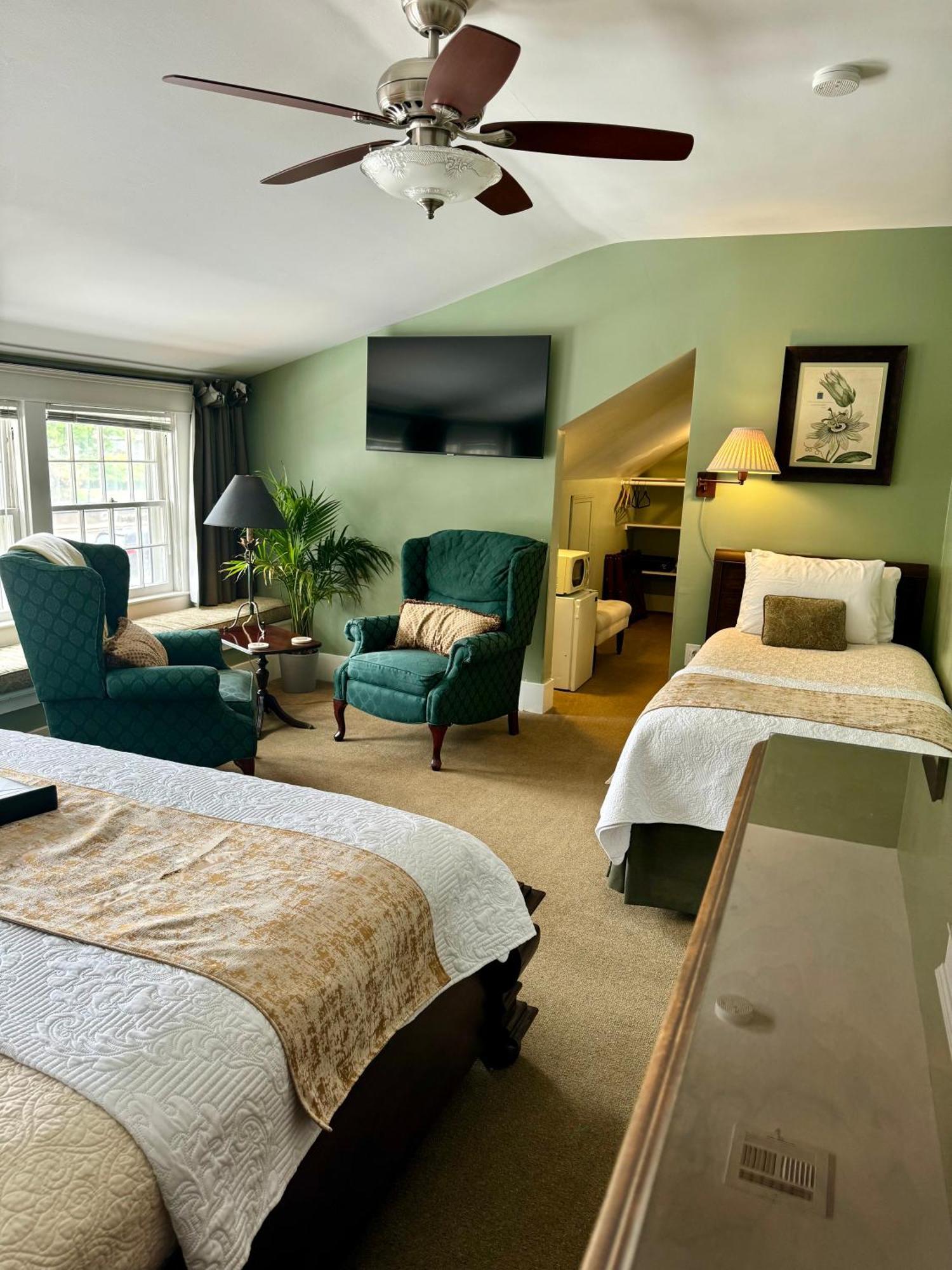 Bayberry Inn B&B And Oregon Wellness Retreat Ашленд Екстериор снимка